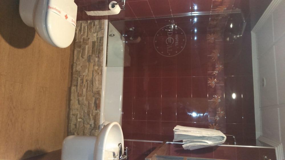 Hotel Ideal Villarrobledo Kültér fotó