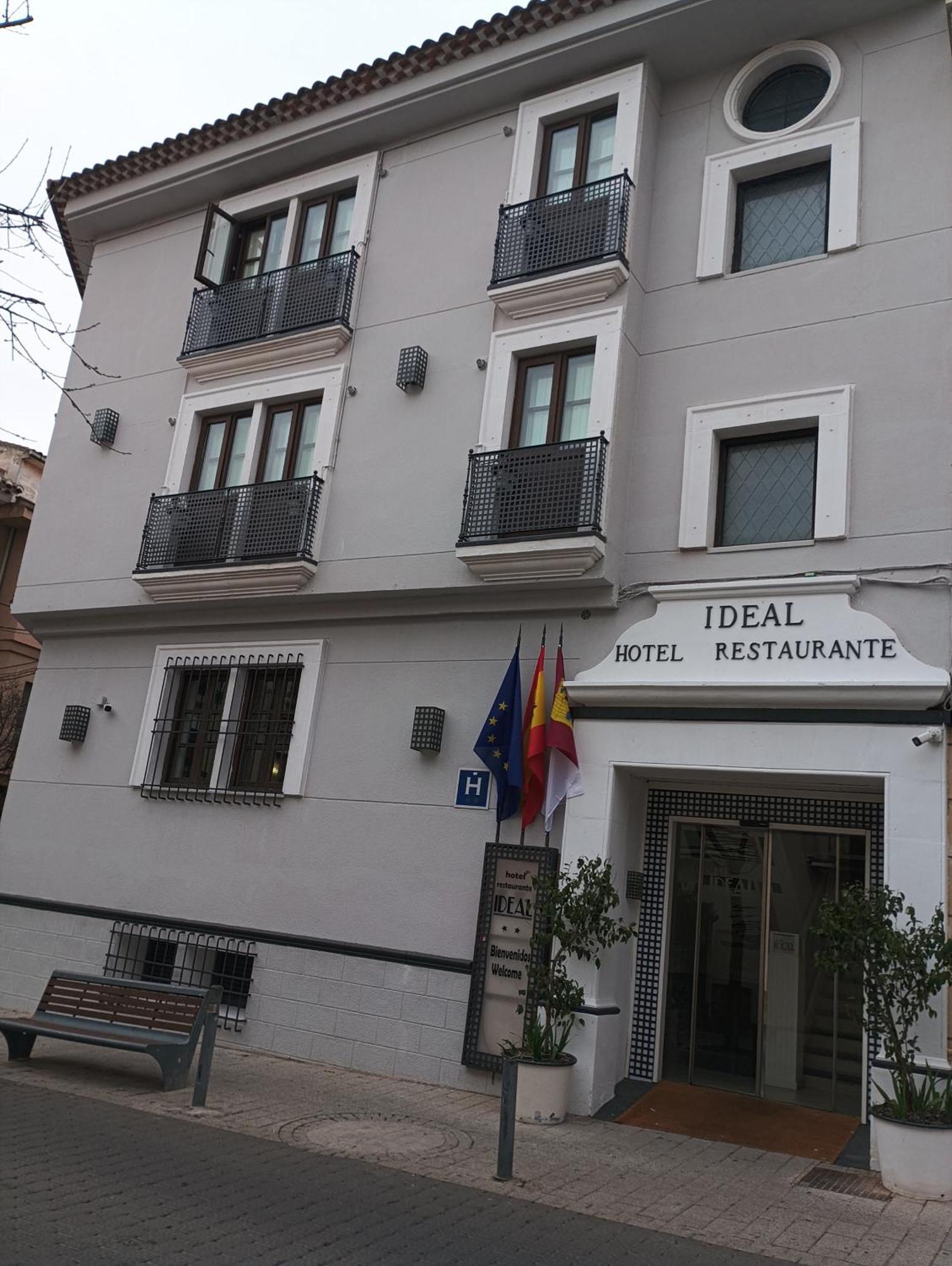 Hotel Ideal Villarrobledo Kültér fotó