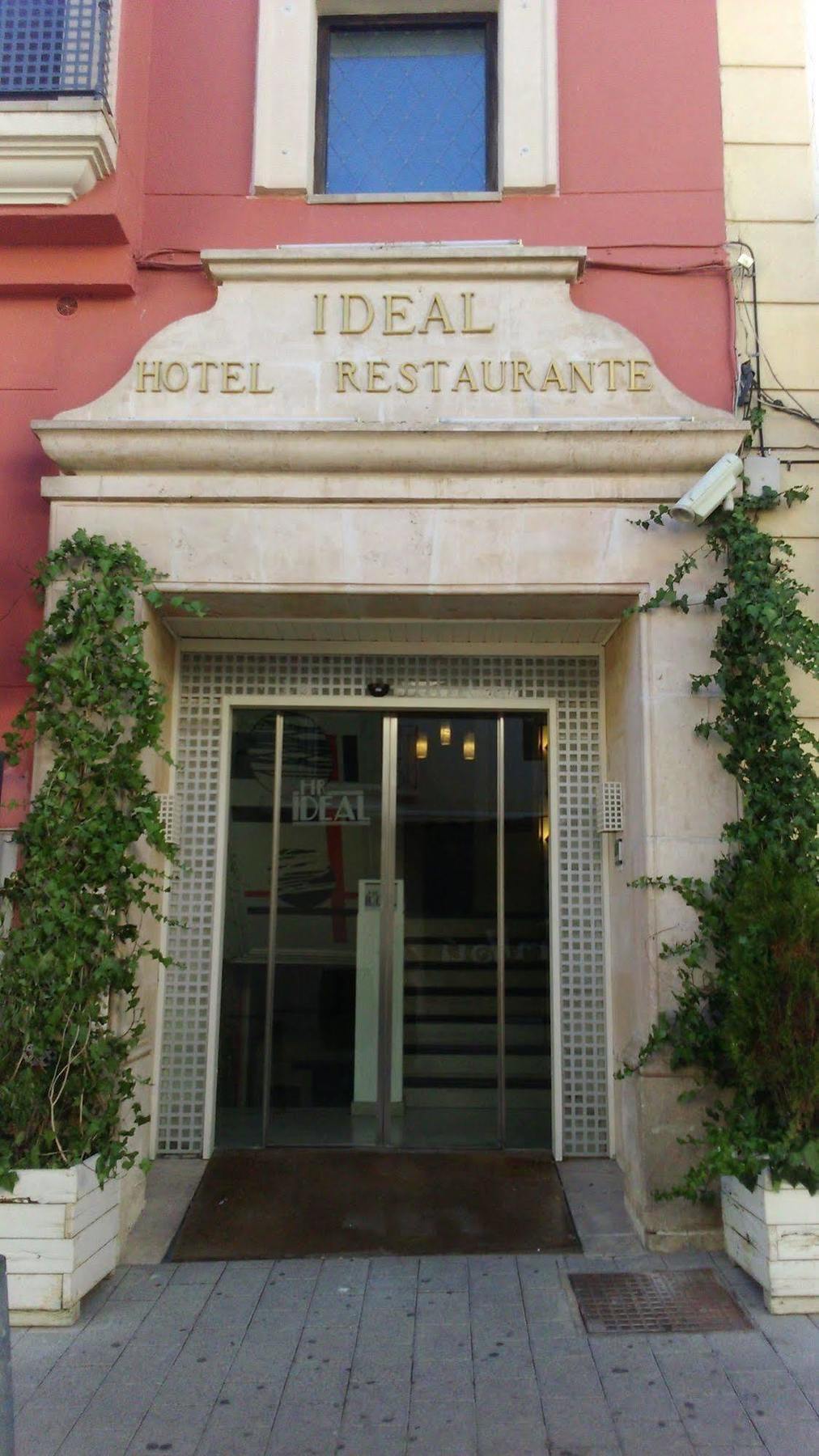 Hotel Ideal Villarrobledo Kültér fotó
